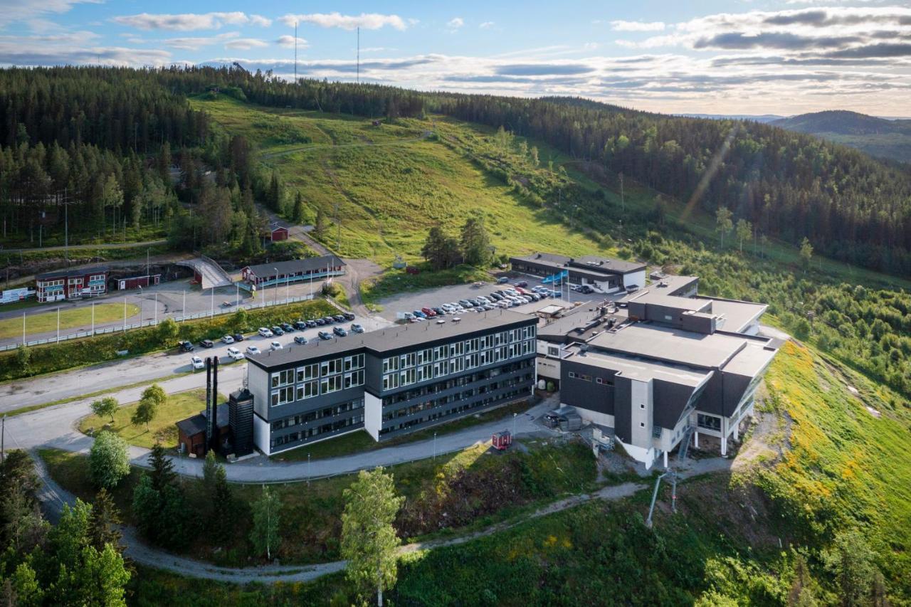 Hotell Hallstaberget Соллефтео Екстер'єр фото
