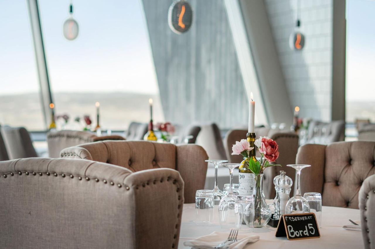 Hotell Hallstaberget Соллефтео Екстер'єр фото