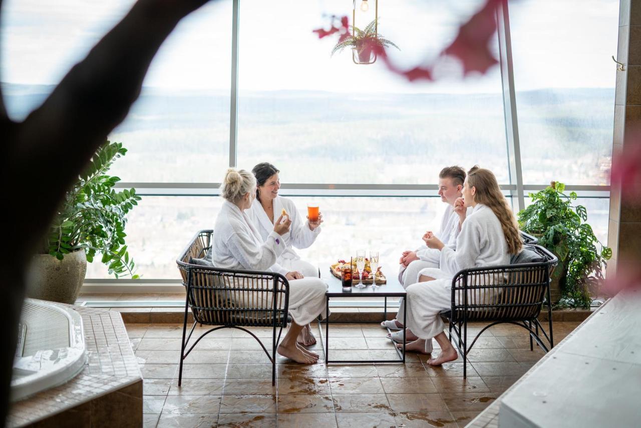 Hotell Hallstaberget Соллефтео Екстер'єр фото