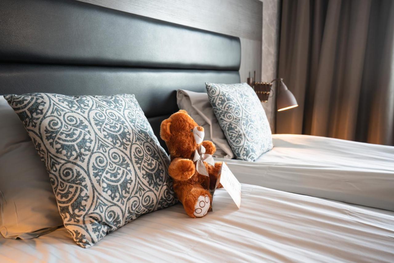 Hotell Hallstaberget Соллефтео Екстер'єр фото