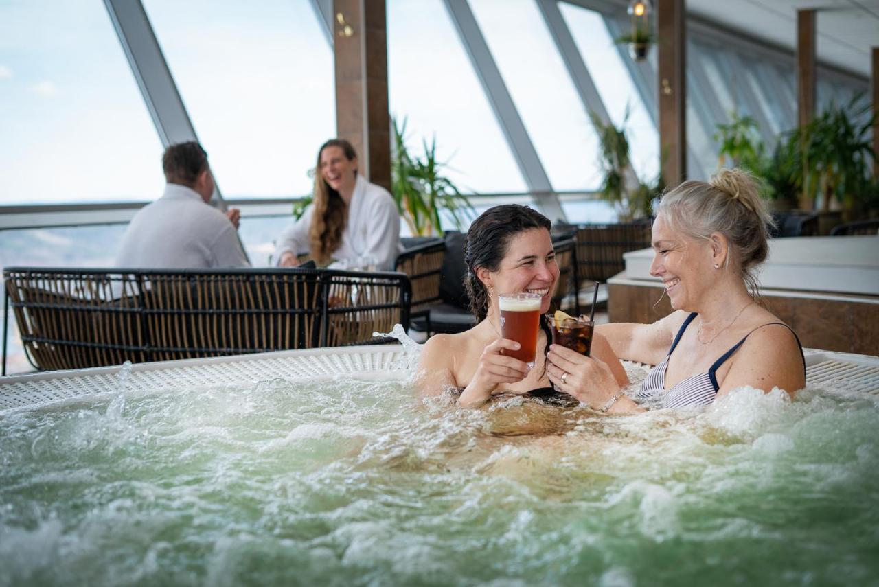 Hotell Hallstaberget Соллефтео Екстер'єр фото